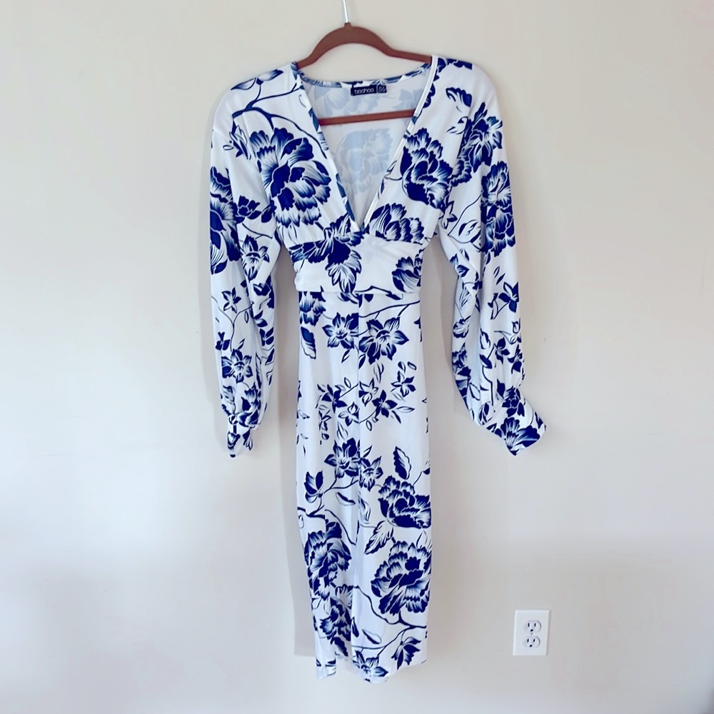 NWT White and Blue Floral MIDI Dress